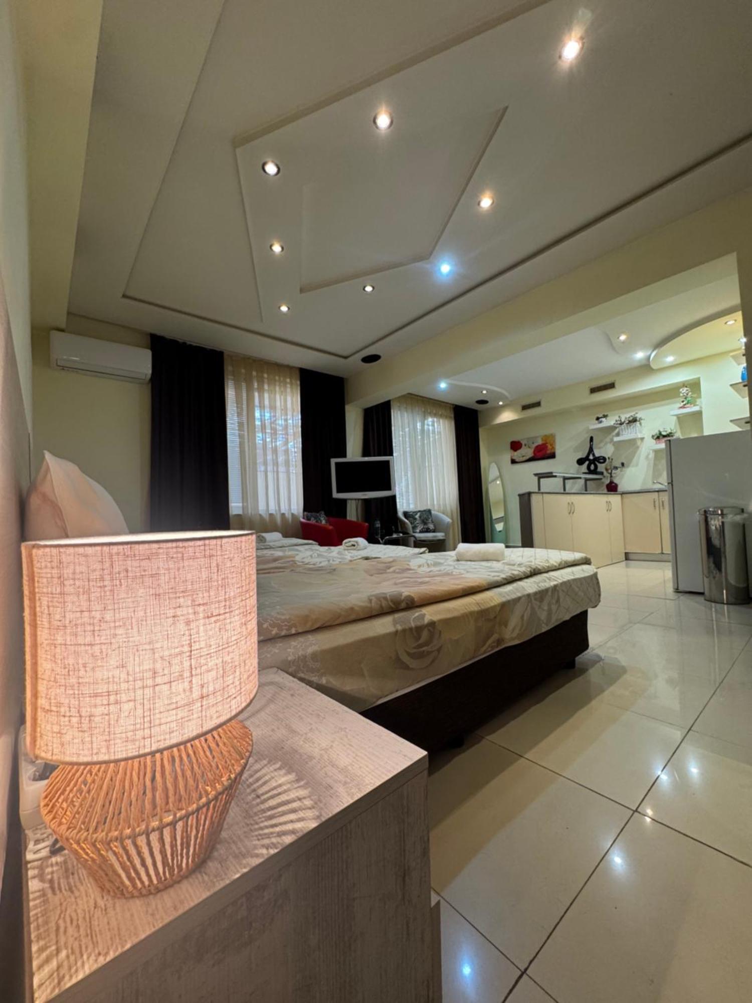 Venis House Hotel Plovdiv Ngoại thất bức ảnh